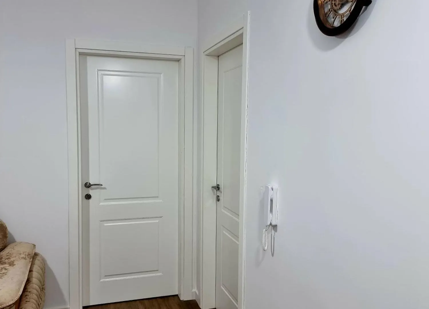Treis Apartment Korce 0*,  Albania