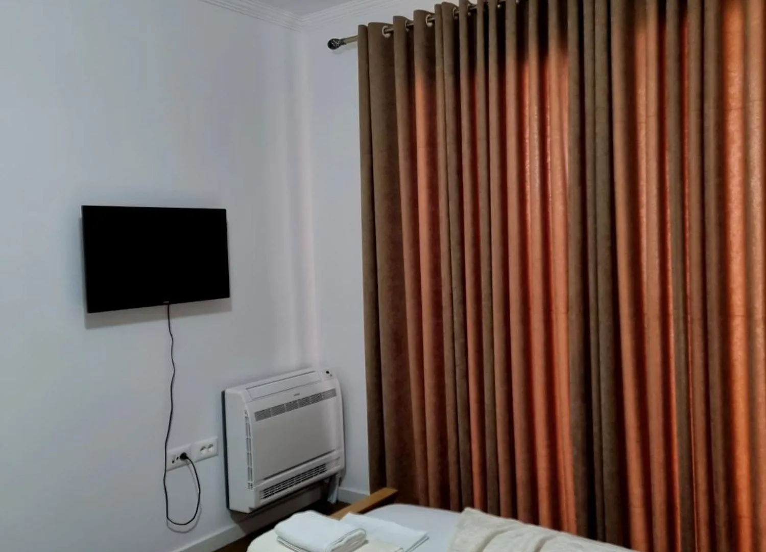 Treis Apartment Korce 0*,