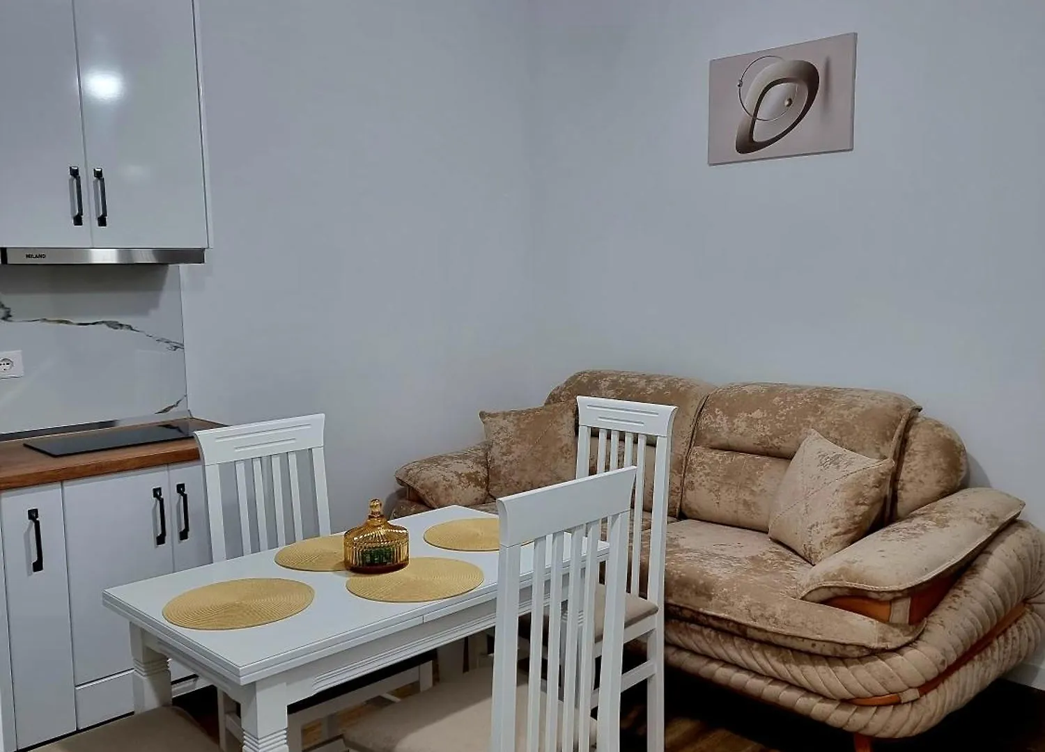 Treis Apartment Korce